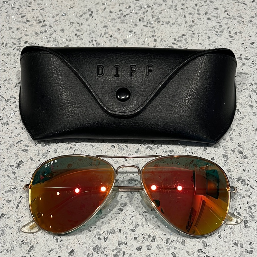 Aviator Sunglasses - Gold with Orange Lenses and  black case with snap closure